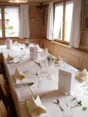 Ein Restaurant oder anderes Speiselokal in der Unterkunft Hotel Tannahof