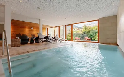 Der Swimmingpool an oder in der Nähe von Hotel Schranz - Ski In & Ski Out