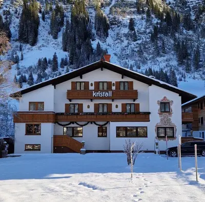 Hotel Kristall im Winter