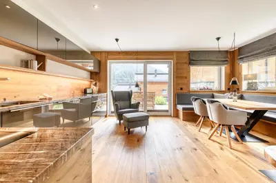Küche/Küchenzeile in der Unterkunft Arlberg Chalets