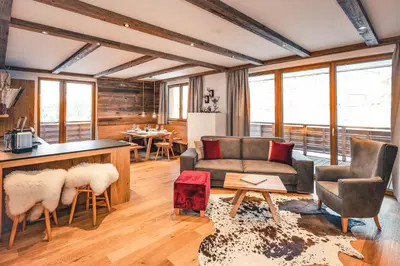Ein Sitzbereich in der Unterkunft LUX ALP CHALET am Arlberg