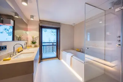 Ein Badezimmer in der Unterkunft Nidus Luxury Apartments