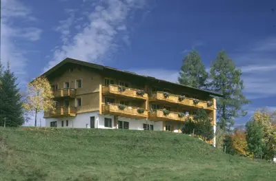 Das Gebäude in dem sich das Hotel befindet