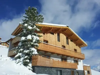 Haus Feuerstein im Winter