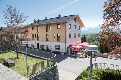 Das Gebäude in dem sich die Ferienwohnung befindet