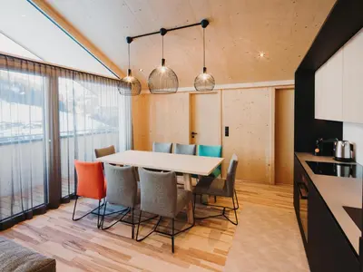 Ein Sitzbereich in der Unterkunft Alpin - Studios & Suites