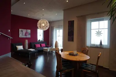 Ein Sitzbereich in der Unterkunft Ferienwohnung Bergblick