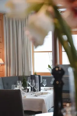 Ein Sitzbereich in der Unterkunft Hotel Acerina Superior