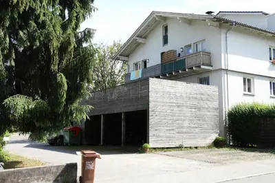 Das Gebäude in dem sich die Ferienwohnung befindet