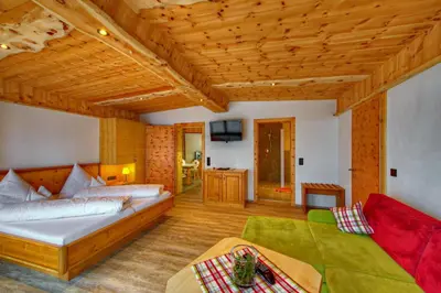 Ein Bett oder Betten in einem Zimmer der Unterkunft Ferien-Schlössle Michaela