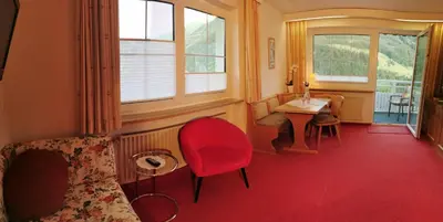 Ein Sitzbereich in der Unterkunft Ferienwohnung Vier Jahreszeiten