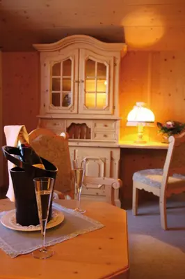 Ein Sitzbereich in der Unterkunft Hotel Omesberg