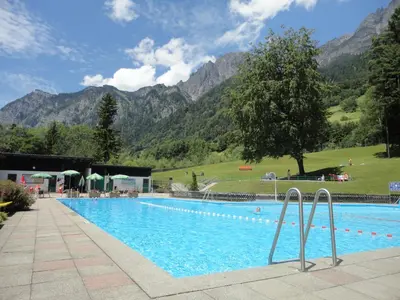 Ein allgemeiner Bergblick oder ein Berglick von der Ferienwohnung aus