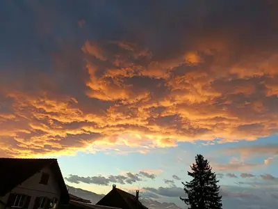 Blick auf den Sonnenuntergang/Sonnenaufgang von der Ferienwohnung aus oder aus der Nähe