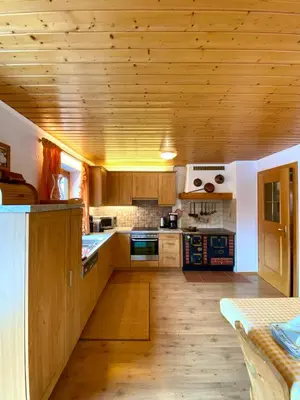Küche/Küchenzeile in der Unterkunft Montafon Alpen Chalet