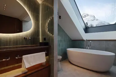 Ein Badezimmer in der Unterkunft NEW Hotel Kristberg in Lech - new opening since December 2025