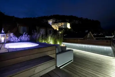 Der Swimmingpool an oder in der Nähe von Gutwinski Hotel