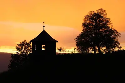 Blick auf den Sonnenuntergang/Sonnenaufgang von der Ferienwohnung aus oder aus der Nähe
