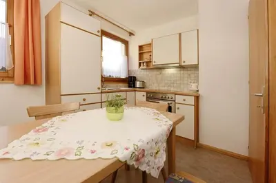 Küche/Küchenzeile in der Unterkunft Ferienwohnung Bitschnau Ulrike
