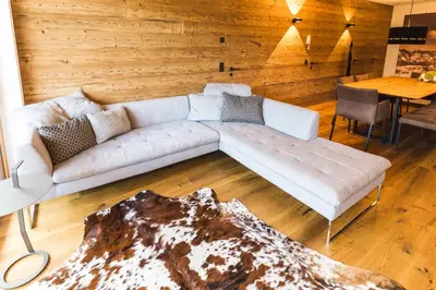 Ein Sitzbereich in der Unterkunft Landhaus Bergblicksuite TOP11