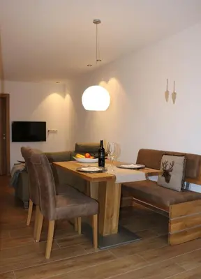 Ein Sitzbereich in der Unterkunft Ferienhaus Raich