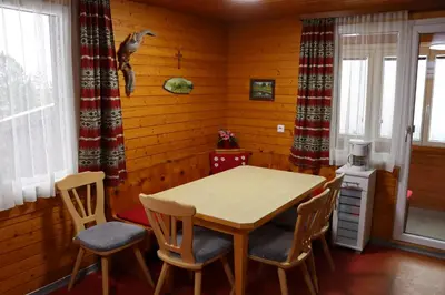 Ein Sitzbereich in der Unterkunft Ferienhaus Fernblick