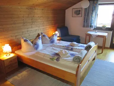 Ein Bett oder Betten in einem Zimmer der Unterkunft Haus Schneider