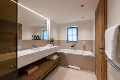 Ein Badezimmer in der Unterkunft Brunnenhof Luxury Apartments