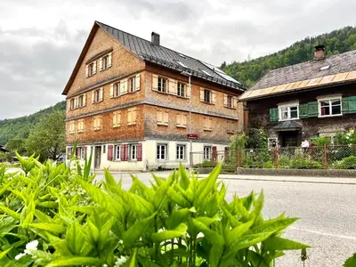 Das Gebäude in dem sich die Ferienwohnung befindet