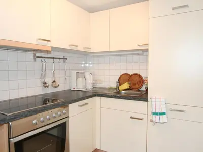 Küche/Küchenzeile in der Unterkunft Apartment Mangeng-1 by Interhome