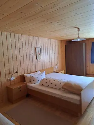 Ein Bett oder Betten in einem Zimmer der Unterkunft Haus Annelies