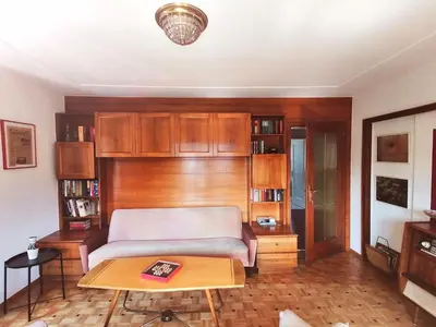 Ein Sitzbereich in der Unterkunft Dimai House 1970s