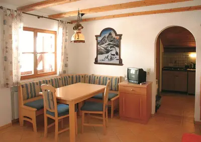 Küche/Küchenzeile in der Unterkunft Landhaus Edelweiß