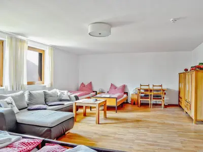 Ein Sitzbereich in der Unterkunft Holiday Home Runnimoos-3 by Interhome