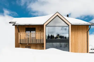 Das Gebäude in dem sich die Ferienwohnung befindet
