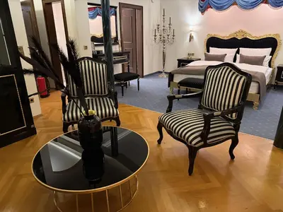 Ein Bett oder Betten in einem Zimmer der Unterkunft Hotel Kaiser