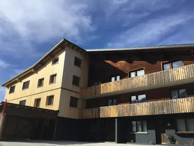 Das Gebäude in dem sich die Ferienwohnung befindet