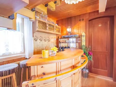 Küche/Küchenzeile in der Unterkunft Chalet The Schatzie by Interhome