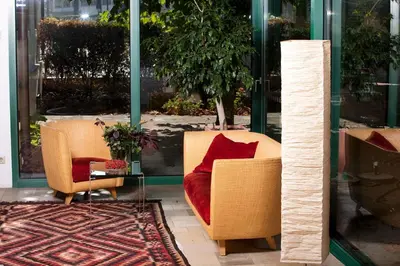 Ein Sitzbereich in der Unterkunft Hotel Hoher Freschen