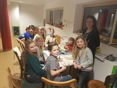 Kinder, die in der Unterkunft Familienhotel Adler übernachten