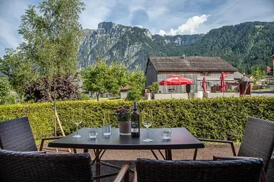 Ein allgemeiner Bergblick oder ein Berglick von der Ferienwohnung aus