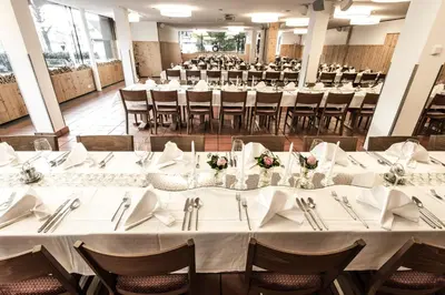 Ein Restaurant oder anderes Speiselokal in der Unterkunft Hotel Gasthaus Löwen