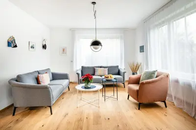 Ein Sitzbereich in der Unterkunft Haus im Zentrum mit Garten