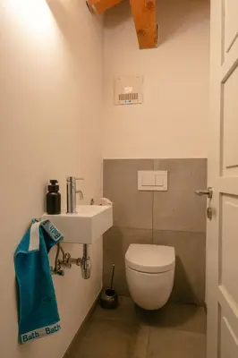 Ein Badezimmer in der Unterkunft Haus Maschol