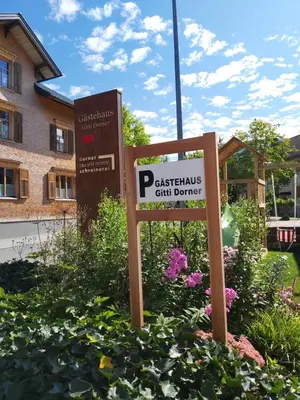 Das Gebäude in dem sich das Bed & Breakfast befindet
