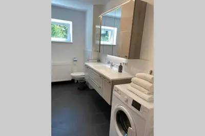 Ein Badezimmer in der Unterkunft Wohnung 2 in zentraler Lage im Rheintal
