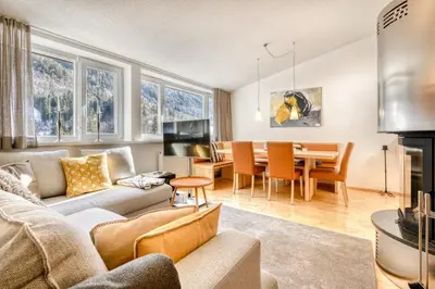 Ein Sitzbereich in der Unterkunft Familienferienwohnung Paula by A-Appartments