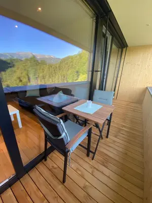 Ein Balkon oder eine Terrasse in der Unterkunft Wohnung Staufenblick und Wohnung Firstblick