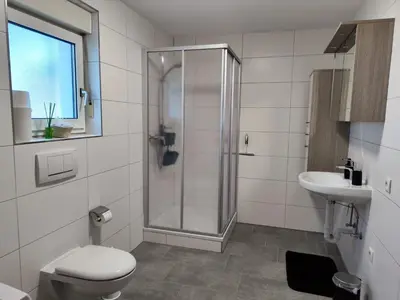 Ein Badezimmer in der Unterkunft Haus La-Vi in See Nähe