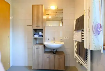 Ein Badezimmer in der Unterkunft Haus Helga